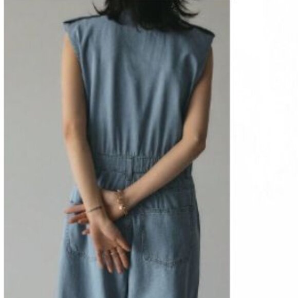 NWT Blue Light Wash Denim Jumpsuit - Picture 4 of 7